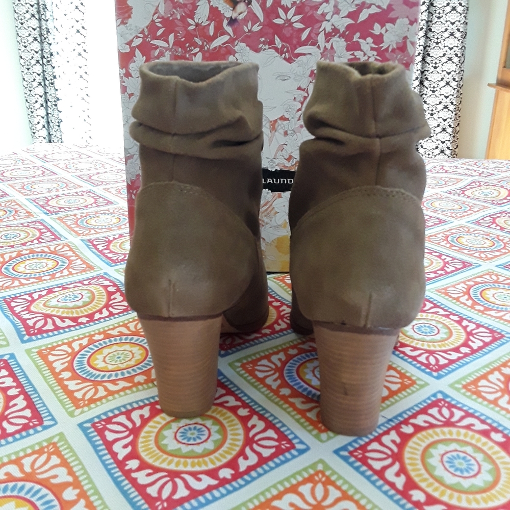 Chinese Laundry suede boots size 8.5 - Picture 3 of 5